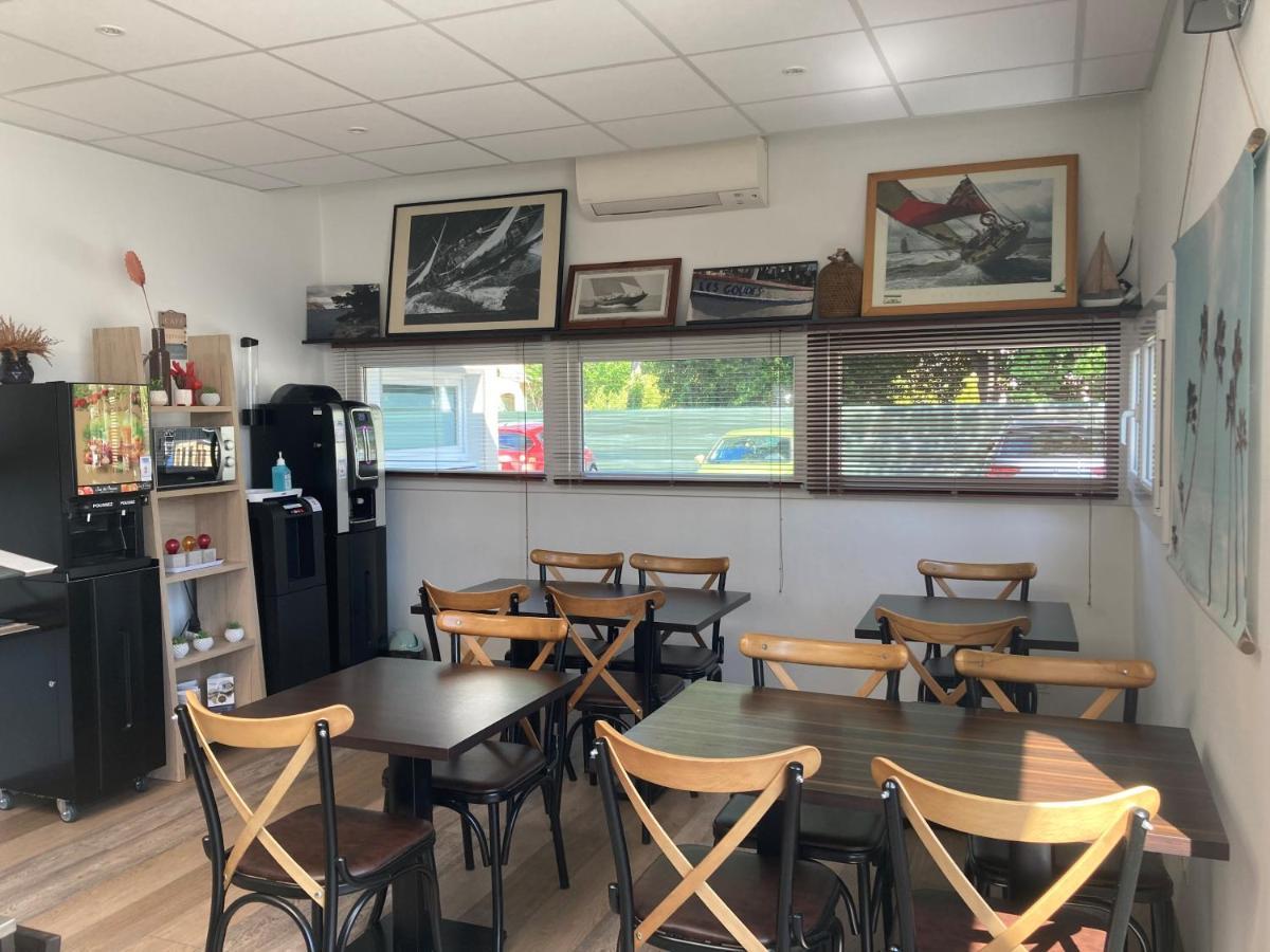 Contact Hotel Marseille Aubagne La Penne-sur-Huveaune Eksteriør bilde