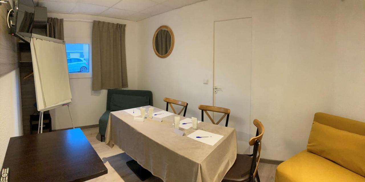 Contact Hotel Marseille Aubagne La Penne-sur-Huveaune Eksteriør bilde