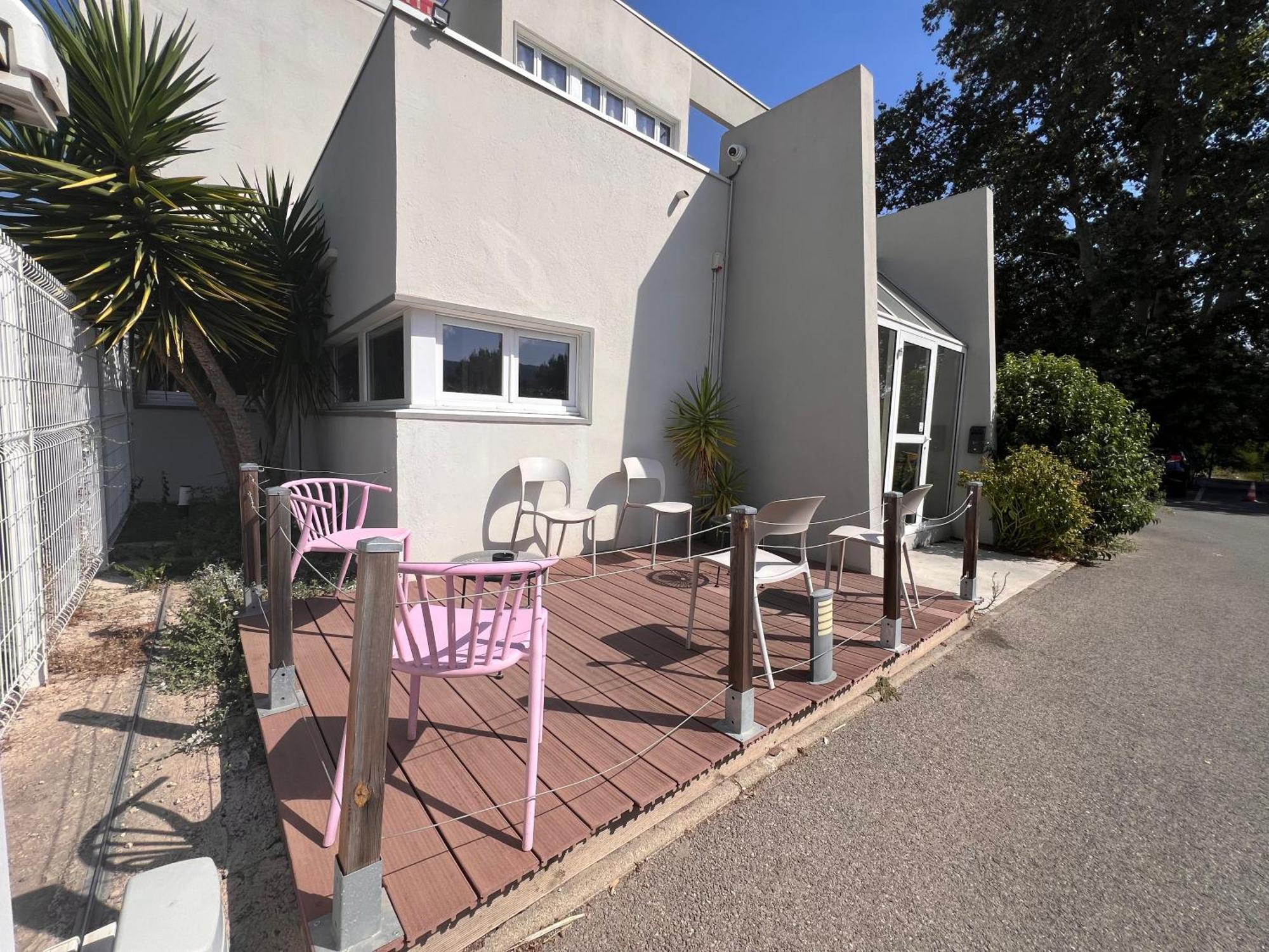 Contact Hotel Marseille Aubagne La Penne-sur-Huveaune Eksteriør bilde